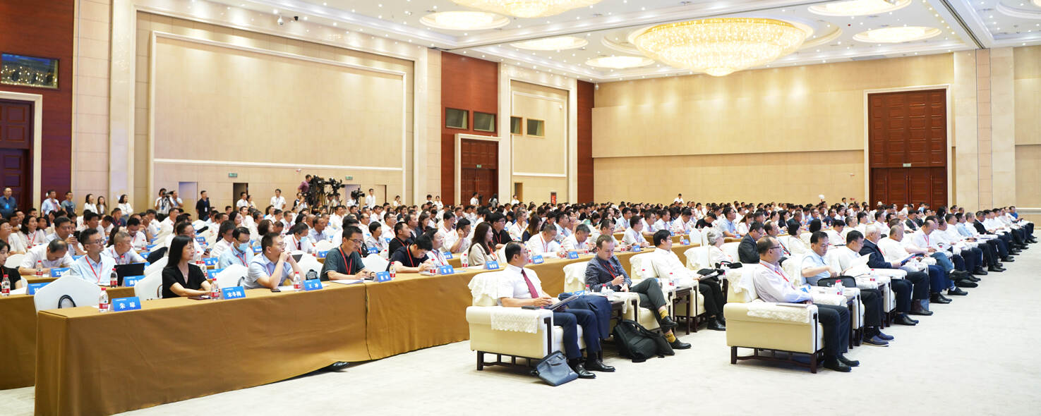 男操女女的骚叫免费2023年新疆网络文明大会